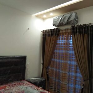 Curtain 77