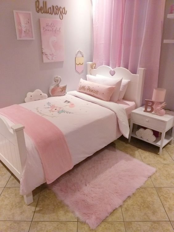 "Single Bed"