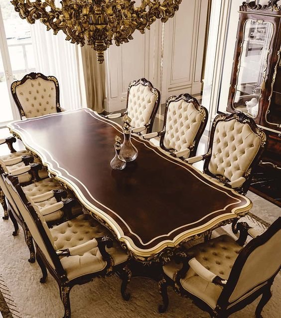 "dining table"