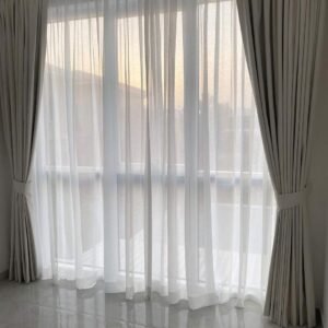 Curtain 75