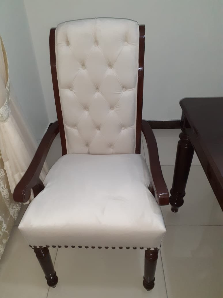 Dining set 01 - Image 4