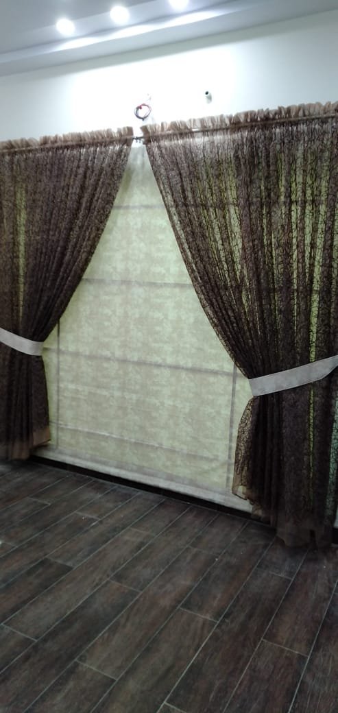 Curtain 100