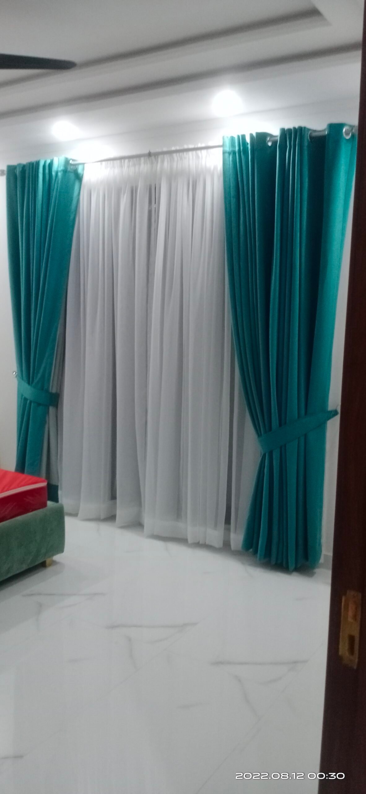 Curtain 89