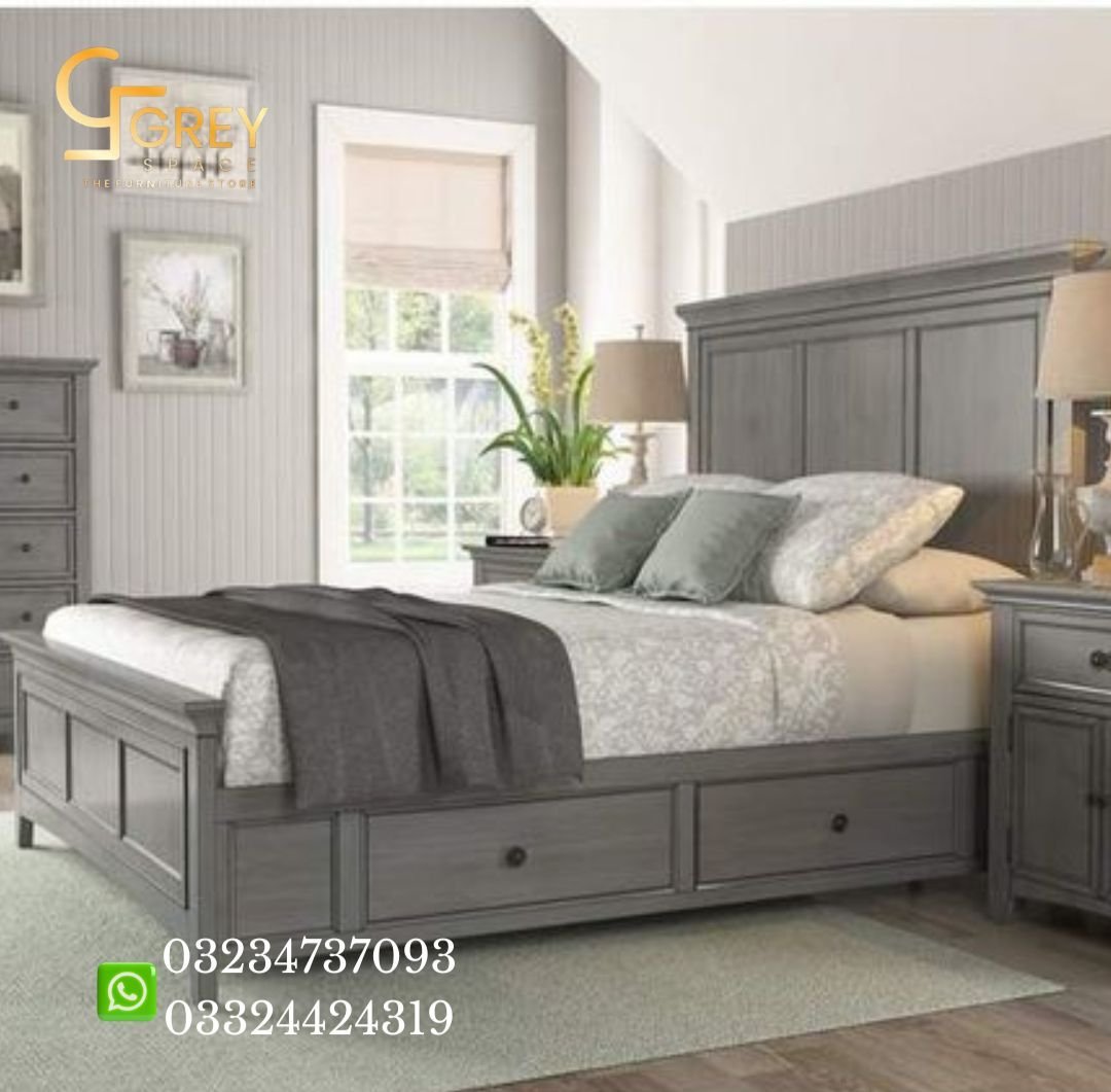 ''Bed set in Lahore''