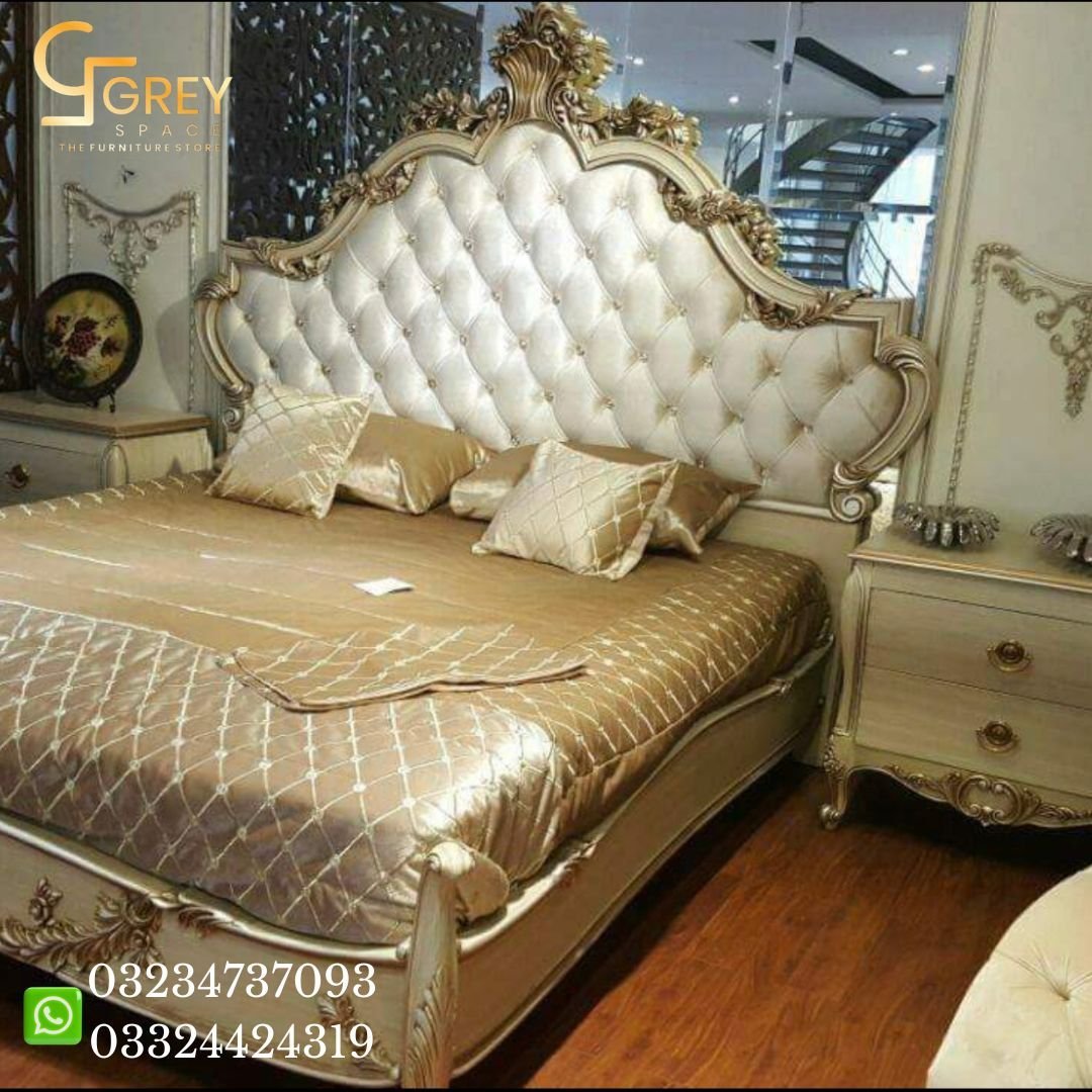 ''Bed set in Lahore''