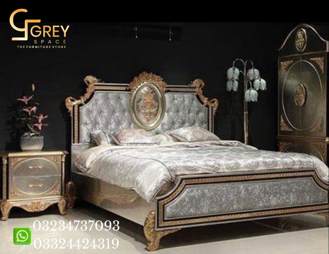 ''Bed set in Lahore''