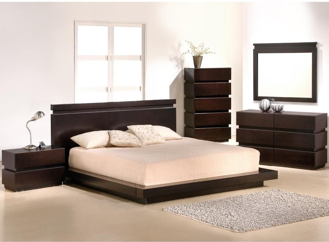 ''Bed set in Lahore''