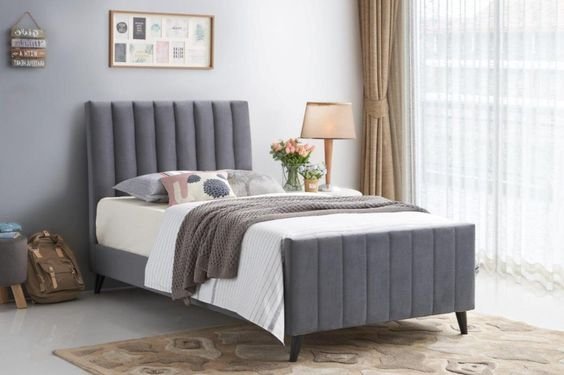 "single Bed"