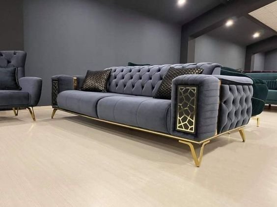Drawing Room Sofa 140